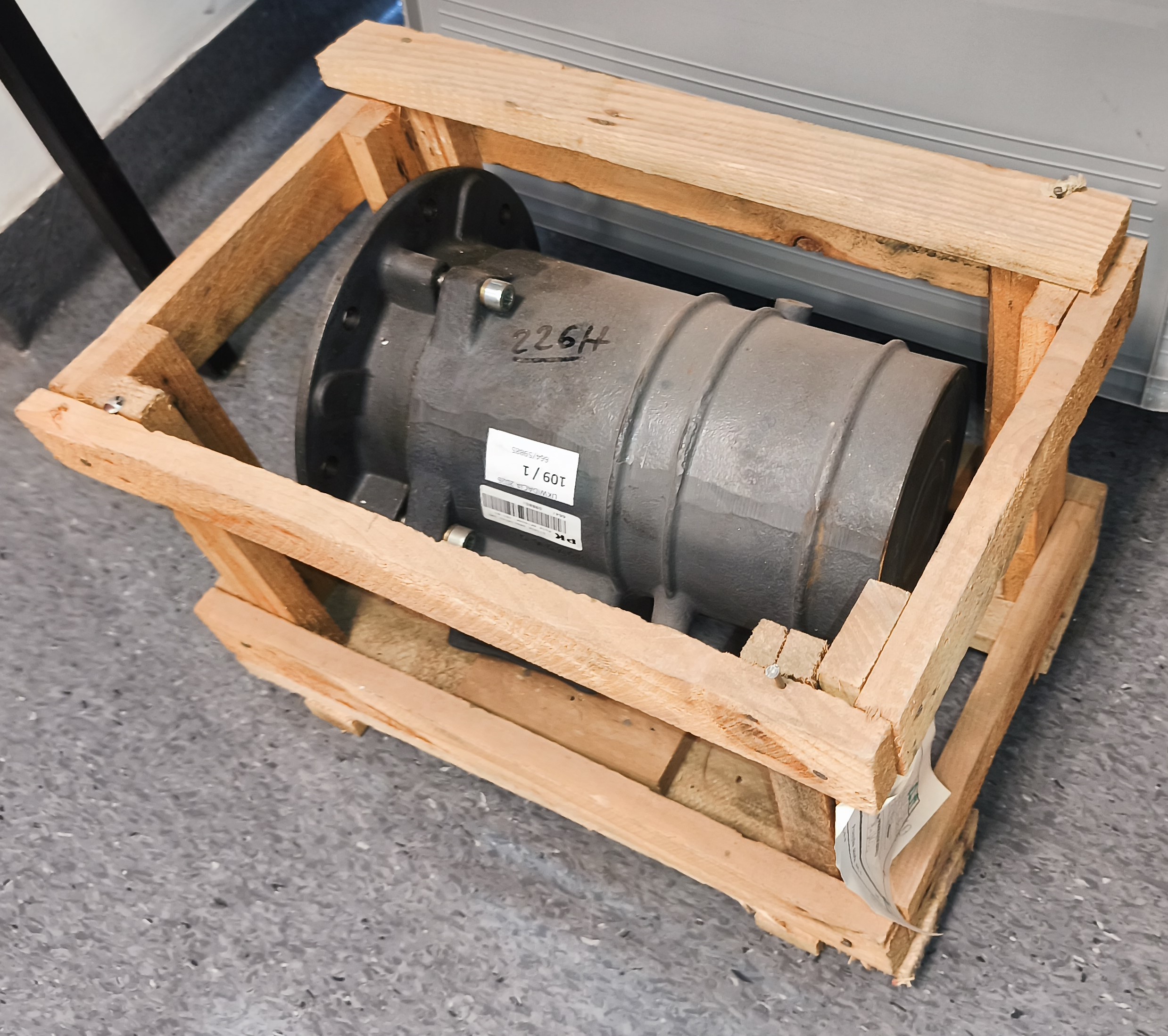 Silnik specjalny SWG100L-2PC 380V (109/2026/1) - obrazek 2